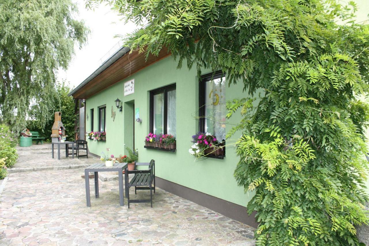 Landpension Zum Schweizerberg Neugrimnitz Екстер'єр фото